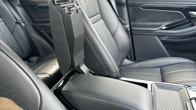 Land Rover Range Rover Evoque 1.5 P300e R-Dynamic HSE 5dr Auto Hatchback